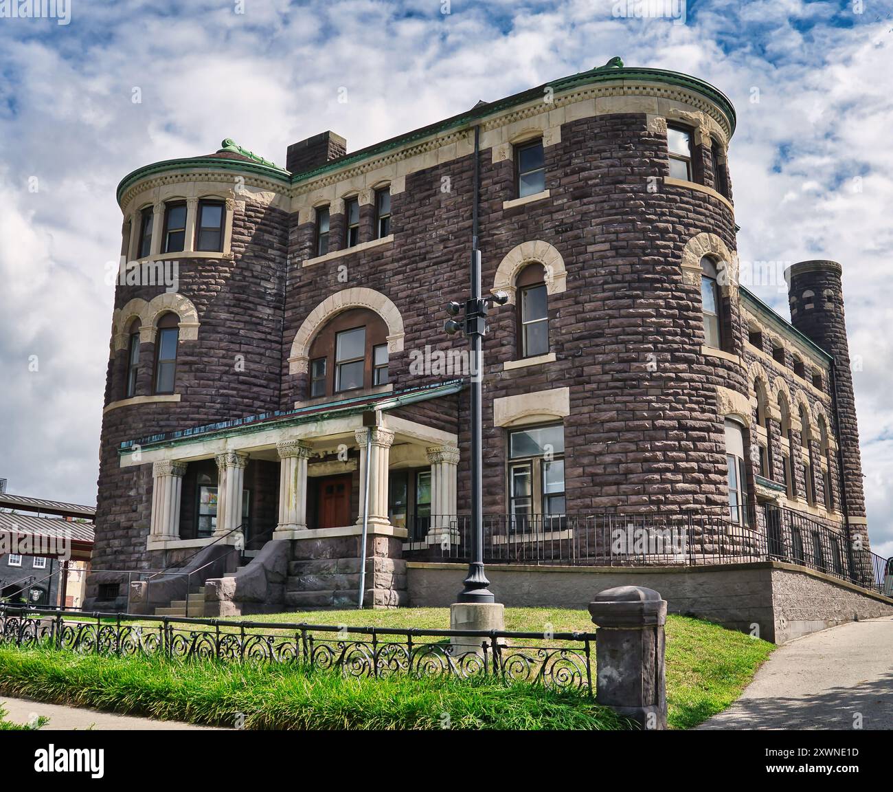 old Licking county jail in downtown Newark Ohio USA Stock Photo Alamy