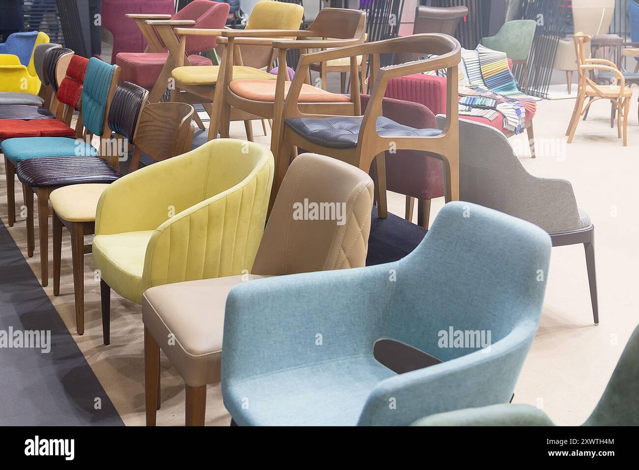 Display sale sofa hi-res stock photography and images - Alamy