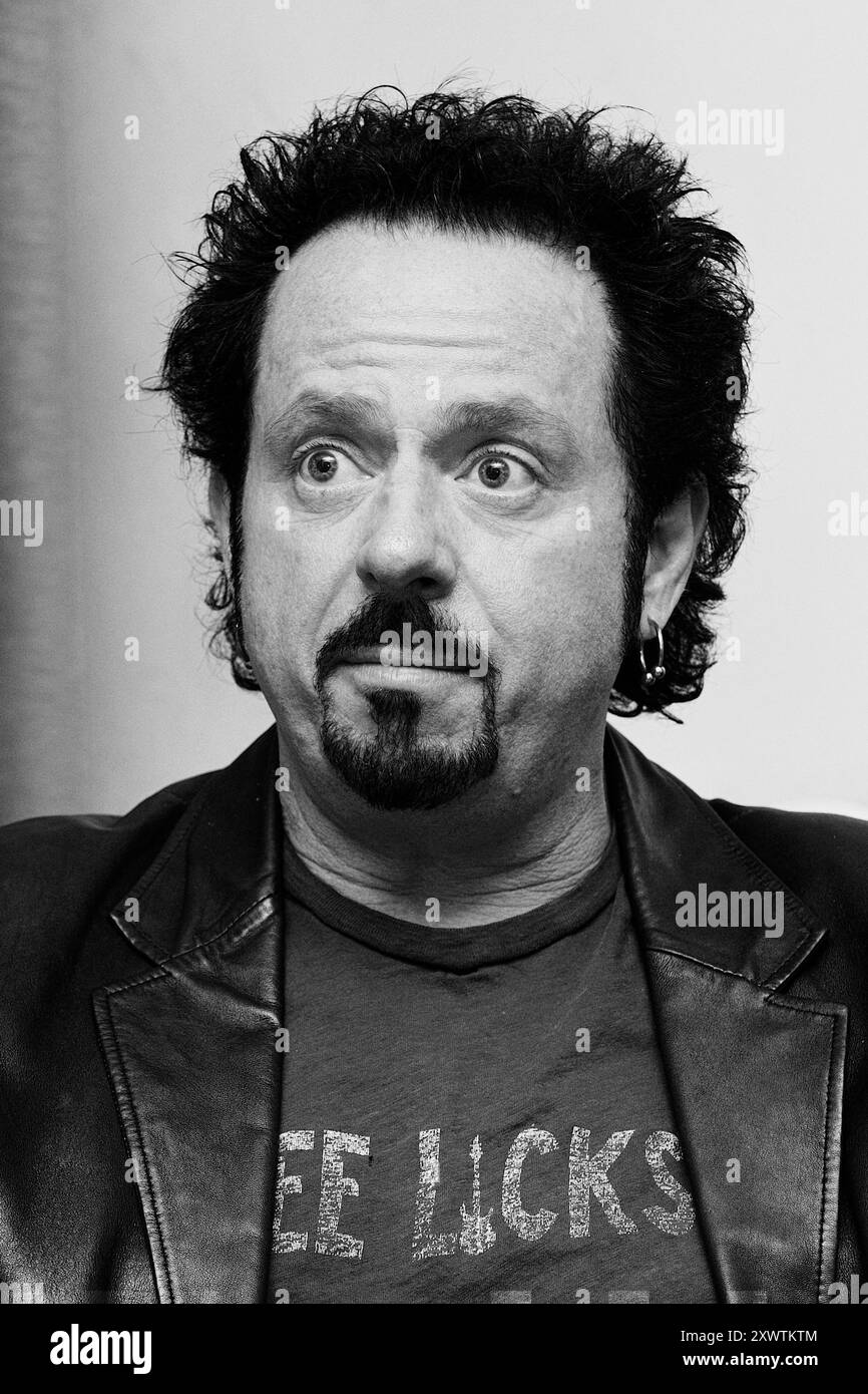 Guitar Virtuoso Steve Lukather,the legend of the guitar Steve Lukhater, Toto, photo Kazimierz Jurewicz Stock Photo