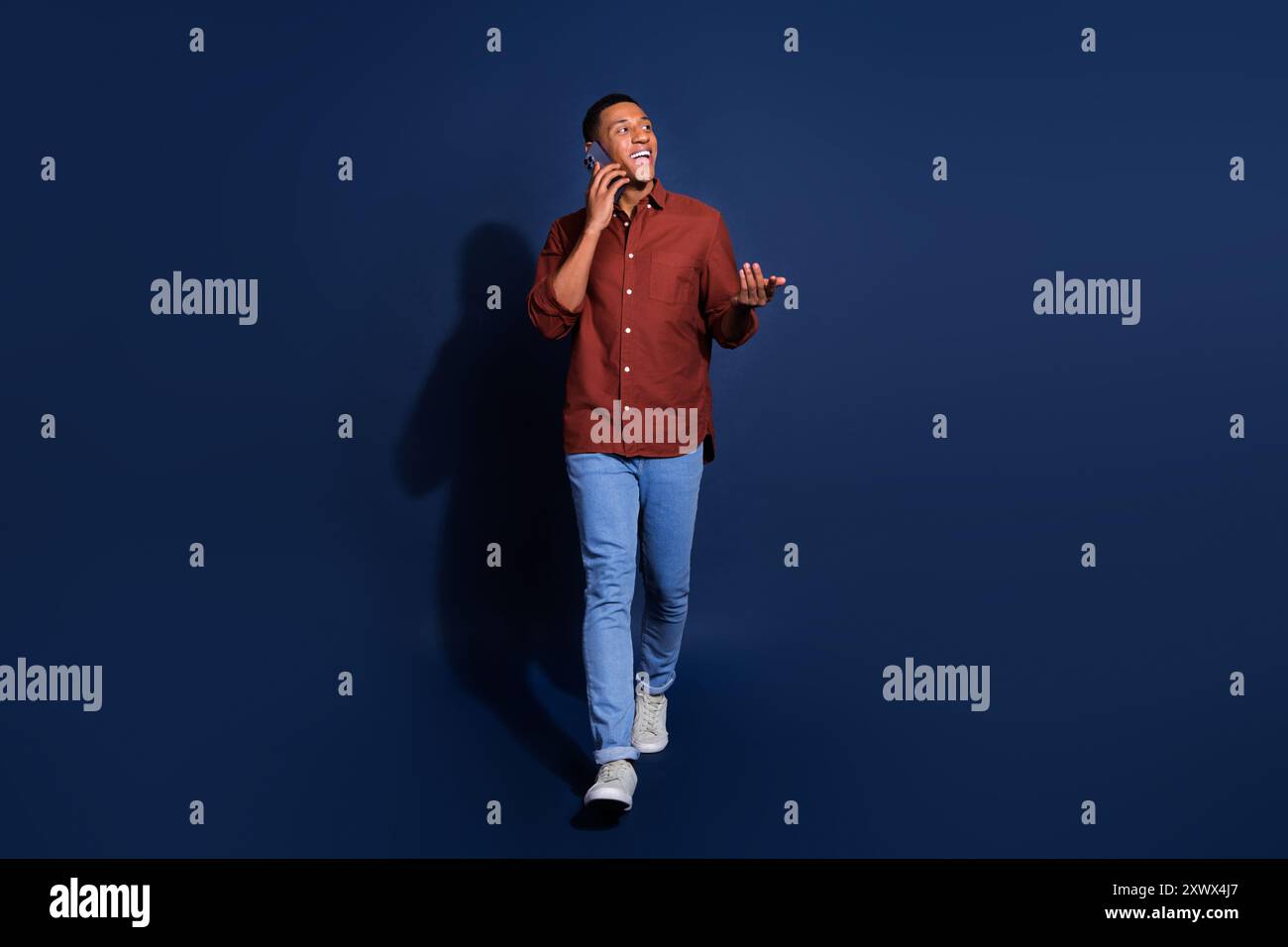 Connectinon hi-res stock photography and images - Alamy