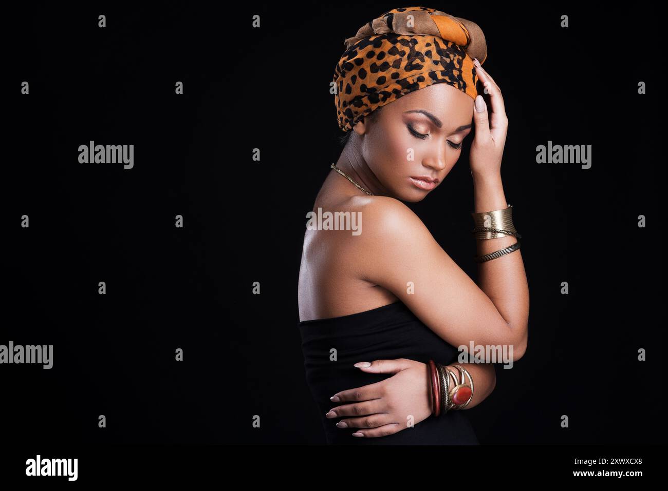 African woman wearing headscarf hi-res stock photography and images - Alamy
