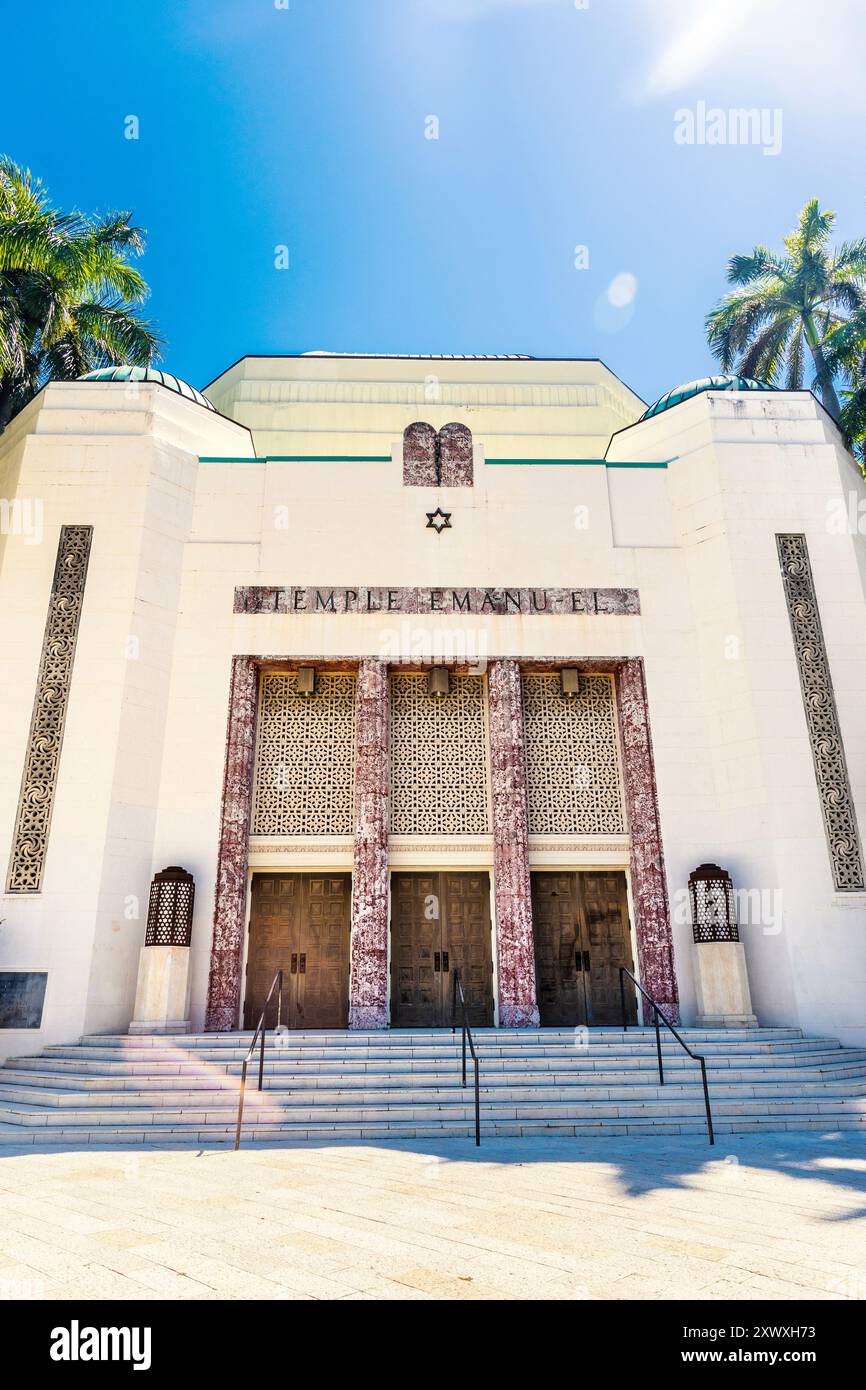 Exterior of Temple Emanu-El synagogue in South Beach, Miami Beach, Florida, USA Stock Photo