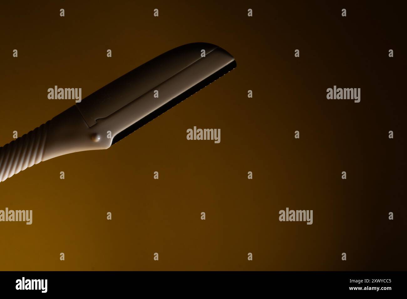 Dermaplanning hi-res stock photography and images - Alamy