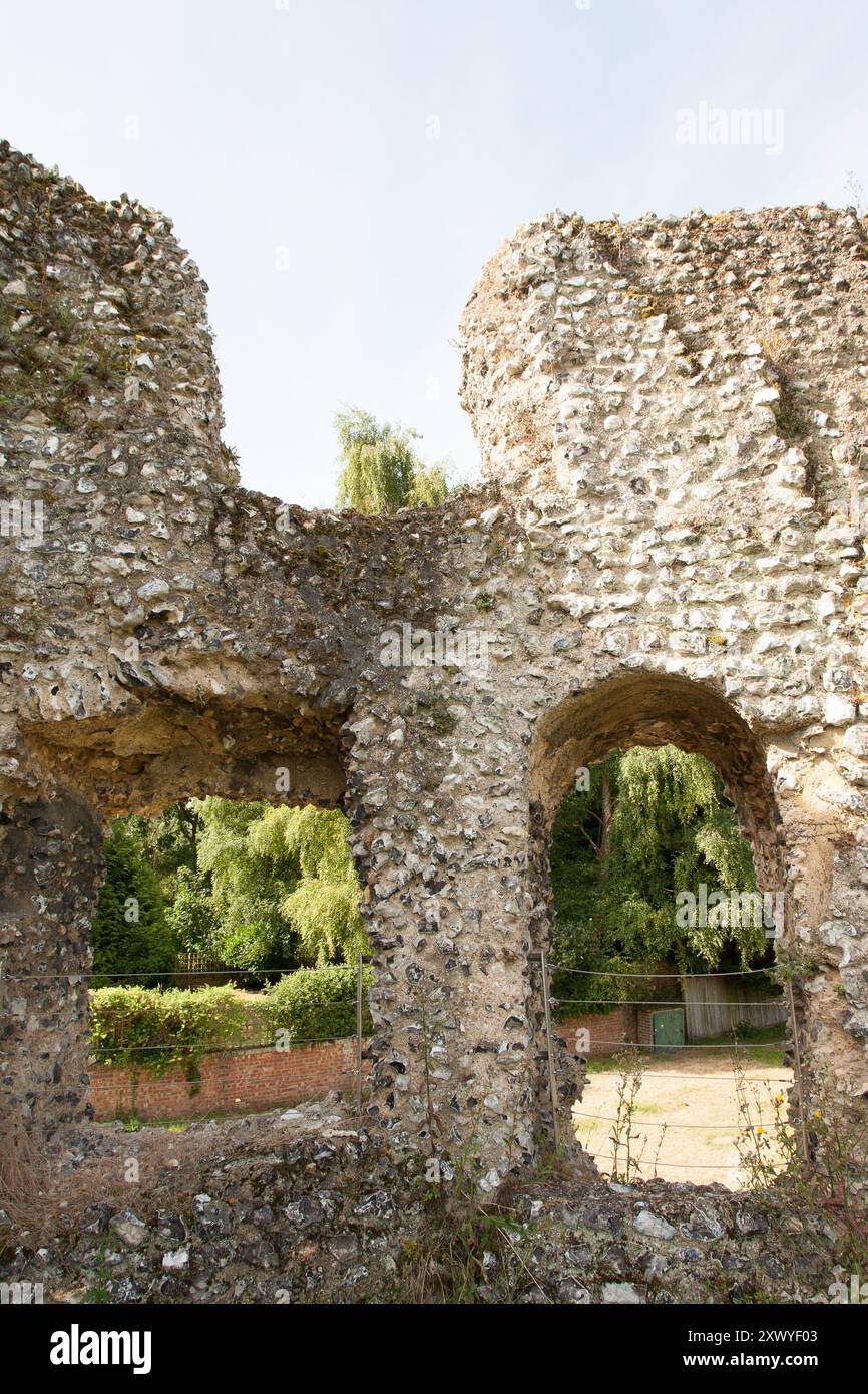 Norman medieval castle ruin hi-res stock photography and images - Alamy
