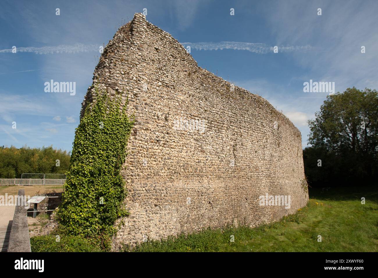 eynsford-norman-castle-stock-photo-alamy