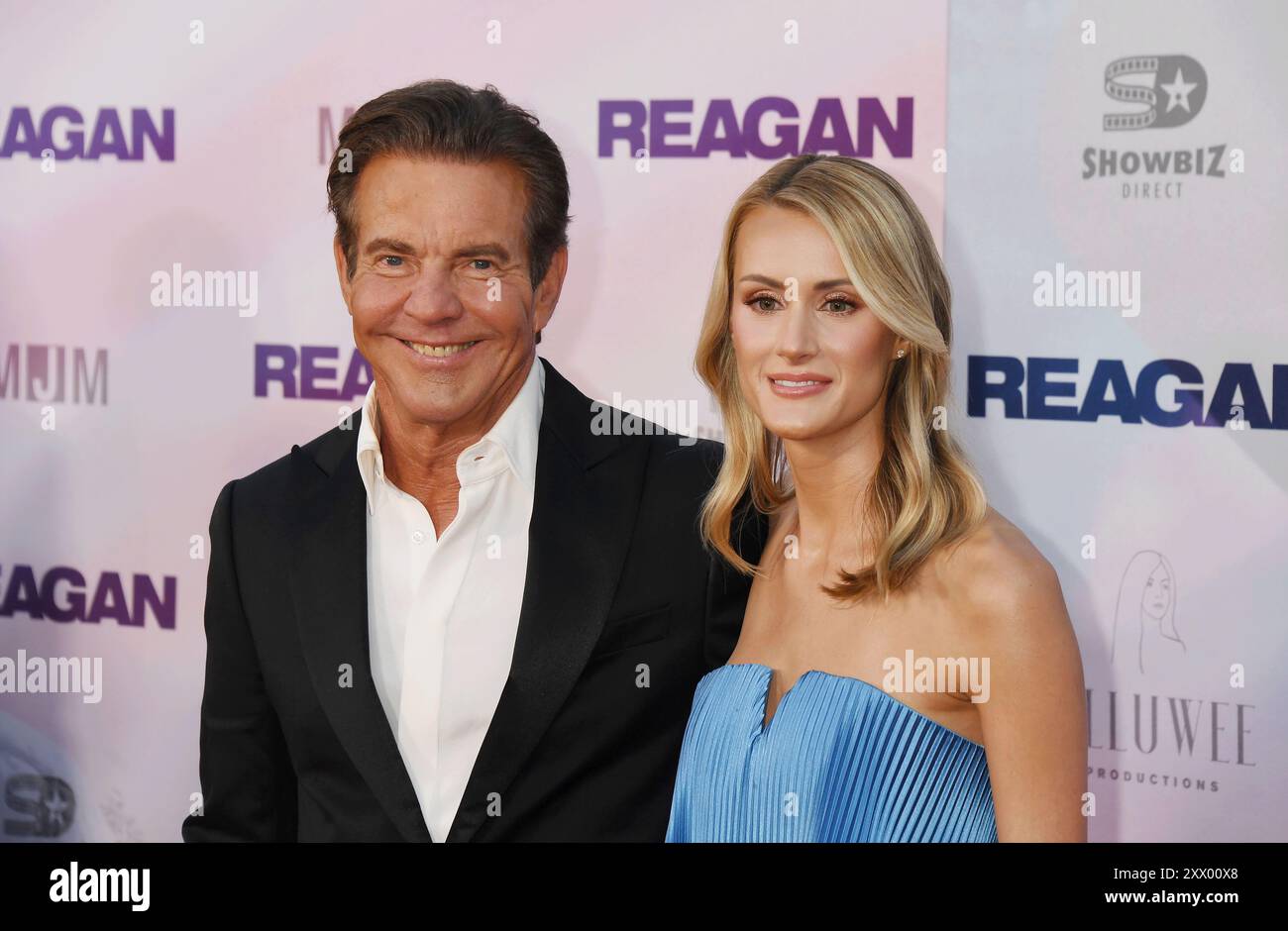 HOLLYWOOD, CALIFORNIA - AUGUST 20: (L-R) Dennis Quaid and Laura Savoie