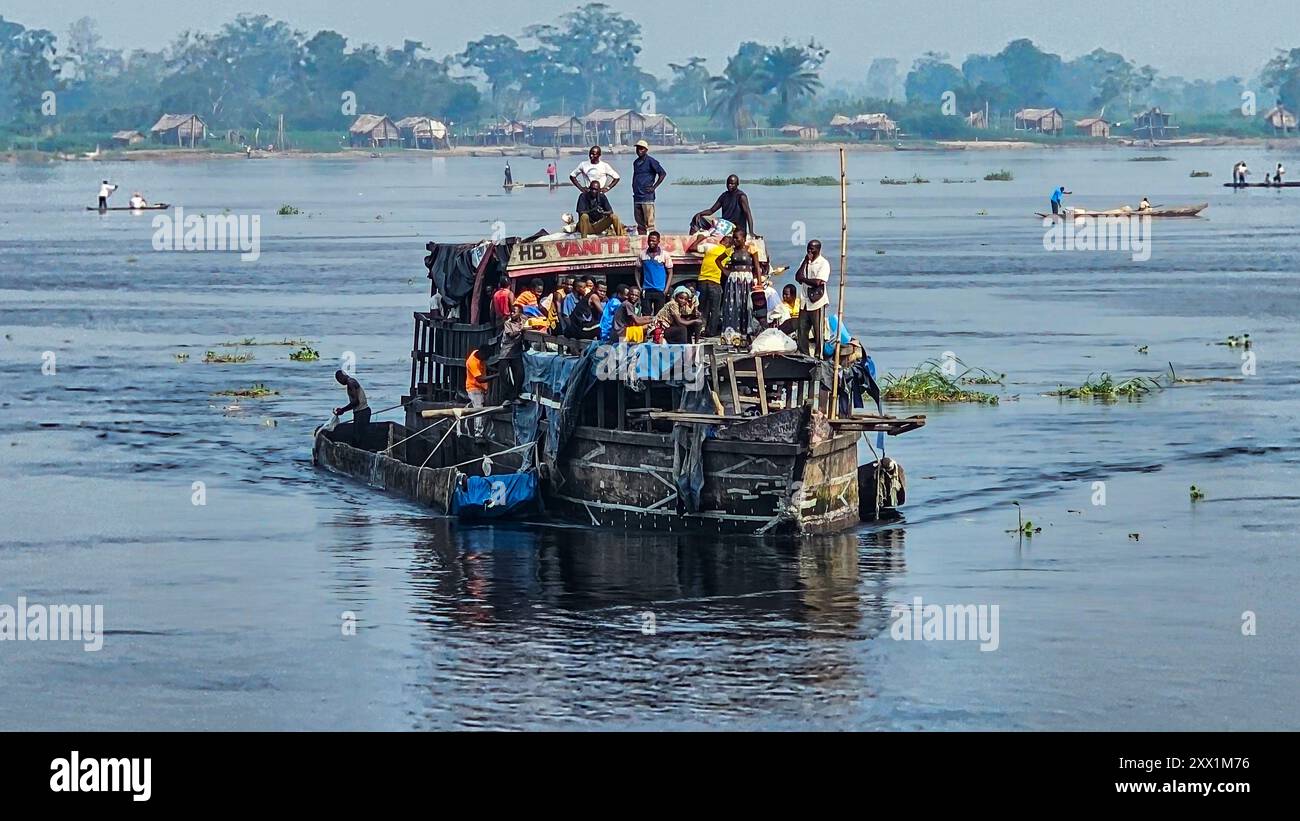 Drc Riverside Riverside habitats hi-res stock photography and images - Alamy