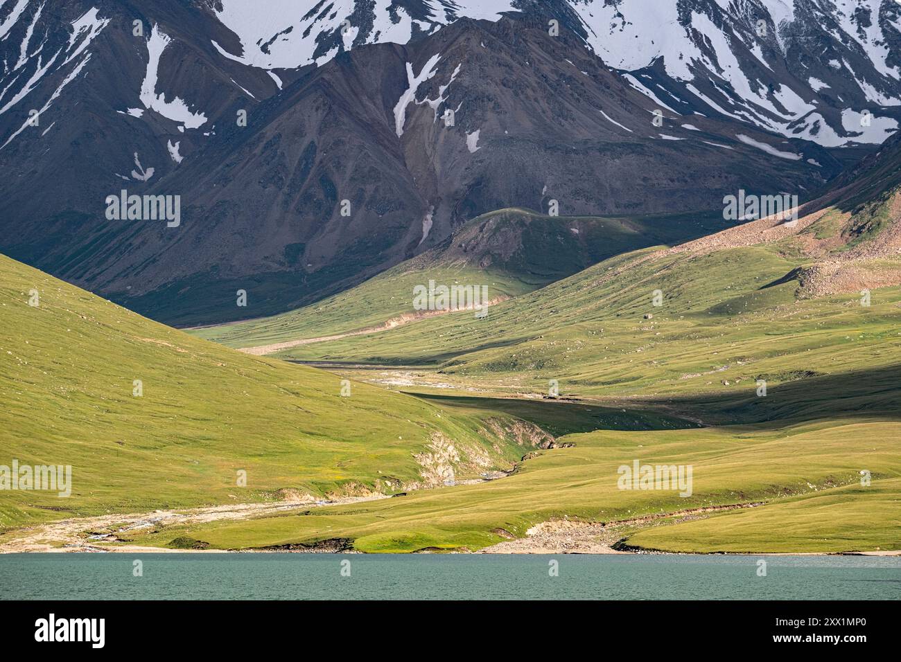 Views azure mountain lake hi-res stock photography and images - Alamy