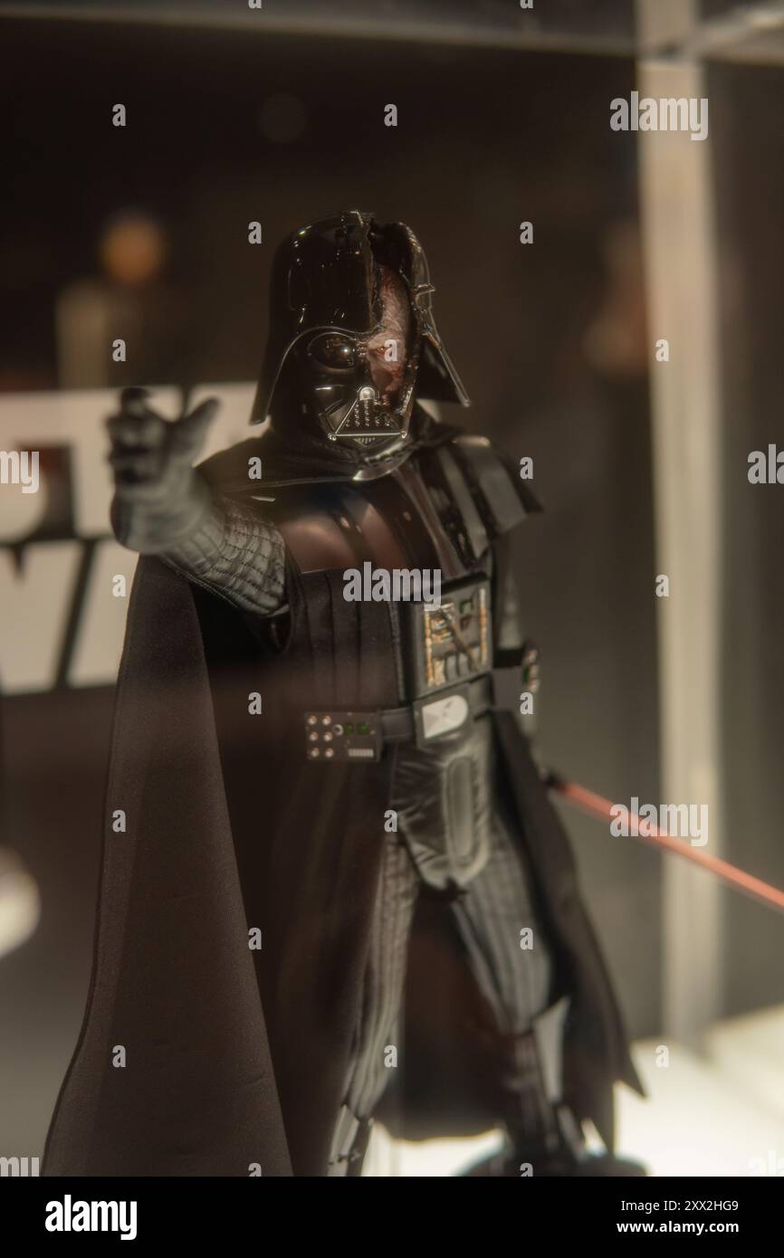 Darth vader action figure Stock Photo - Alamy
