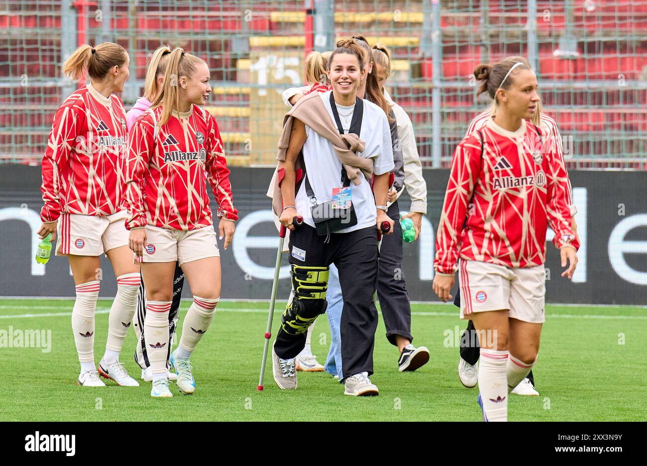 Notas de Jogador de Lena Oberdorf no EA Sports FC 24 - Electronic Arts