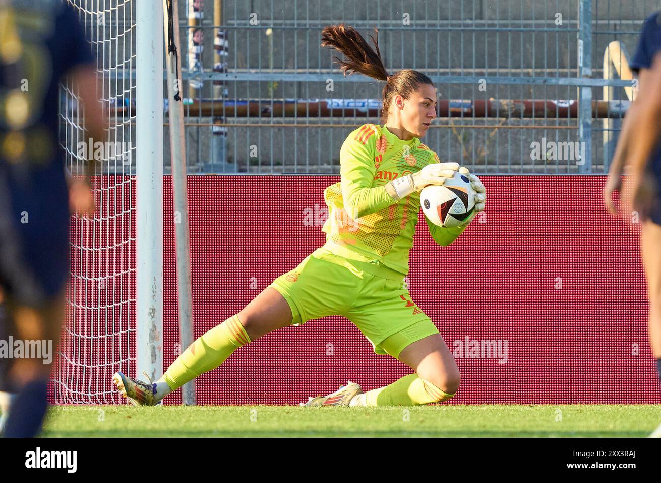 Maria Luisa Grohs, FCB Women 1  in the women football match FC BAYERN MueNCHEN - JUVENTUS TURIN 0-0 on Aug 20, 2024 in Munich, Germany. Season 2024/2025, 1.Bundesliga, FCB, Muenchen, Google Pixel, Frauen Bundesliga matchday x, x.Spieltag Photographer: ddp images / star-images Stock Photo