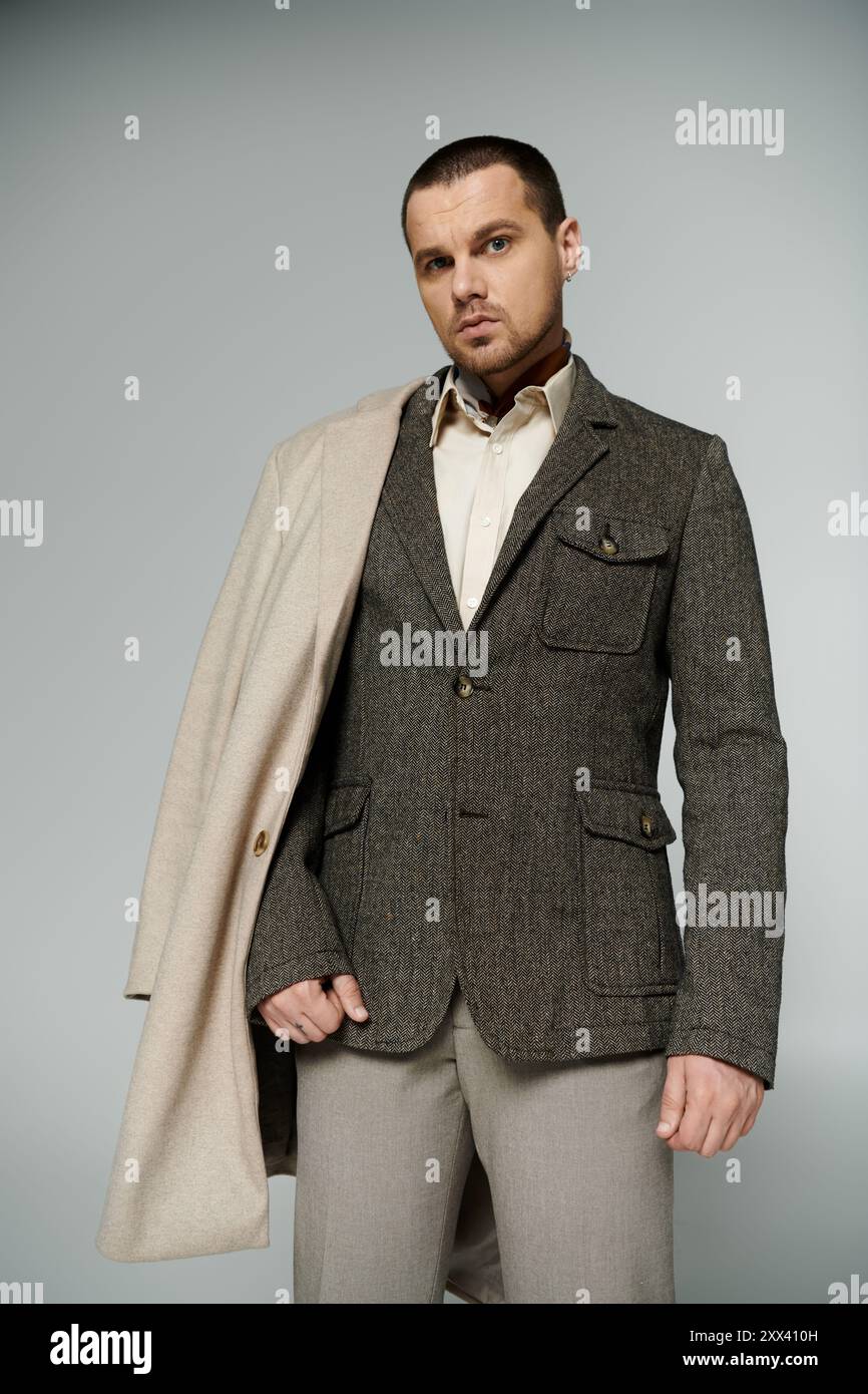 Beige tweed blazer hi-res stock photography and images - Alamy