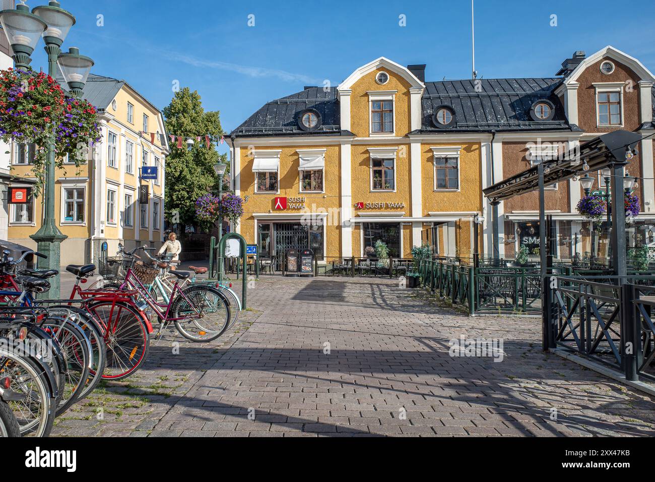 Stora Torget (The Large Square) and street Borgmästaregatan in ...