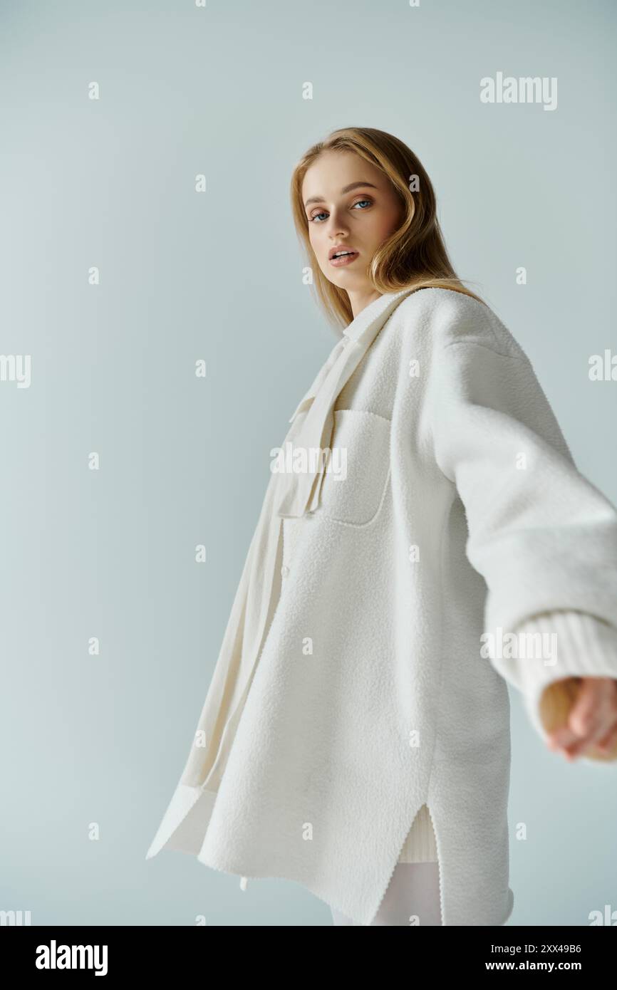 Woman in brown coat looks hi-res stock photography and images - Alamy