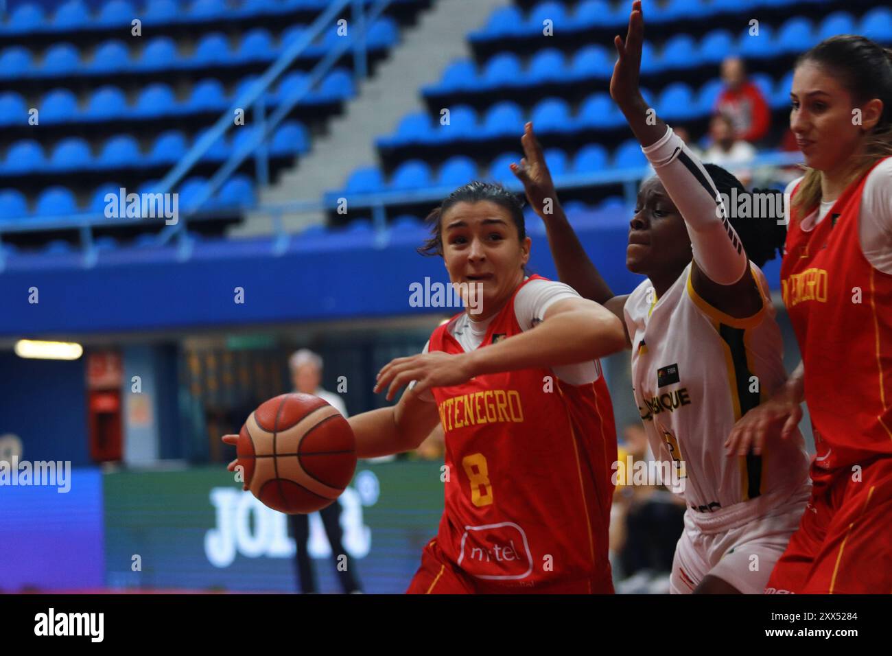 Mexico City, Ciudad de Mexico, Mexico. 21st Aug, 2024. Dragana Zivkovic #8 of Team Montenegro drives to the basket during the match against Team Mozambique as part of the Mexico 2024 FIBA Women's Basketball World Cup Pre-Qualifying Tournament. At the Juan de la Barrera Olympic Gymnasium. Final score Montenegro 74-52 Mozambique. on August 21, 2024 in Mexico City, Mexico. (Credit Image: © Carlos Santiago/eyepix via ZUMA Press Wire) EDITORIAL USAGE ONLY! Not for Commercial USAGE! Stock Photo