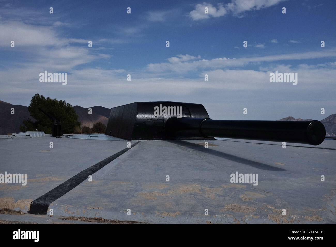 Vickers cannon at the C-1 Batería de costa de Castillitos (coastal artillery), Cabo Tiñoso, Cartagena, Spain. Stock Photo