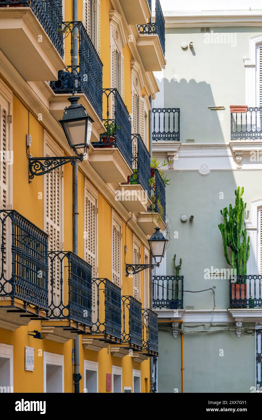 Barrio del carmen valencia hi-res stock photography and images - Alamy