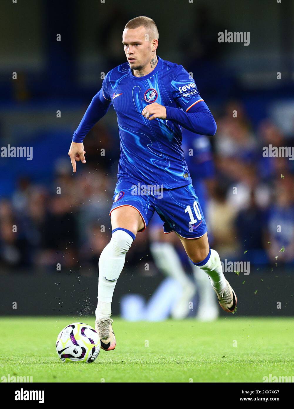 Mykhailo mudryk chelsea hi-res stock photography and images - Alamy