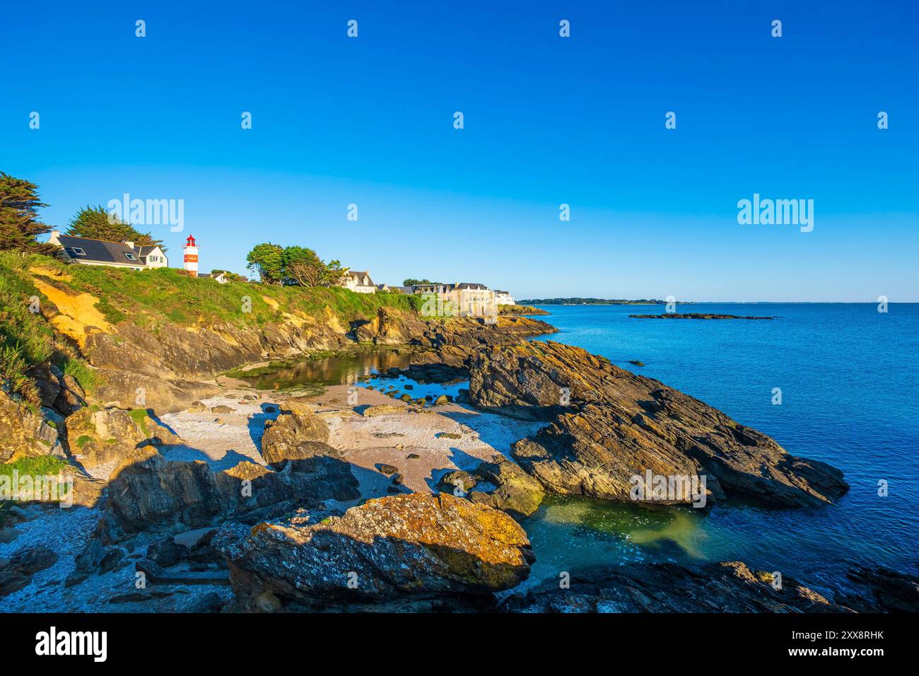 France, Morbihan, Billiers, Pointe de Pen Lan along the GR 34 long ...