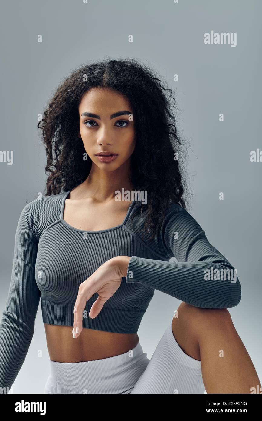 Attractive young muscular woman hi-res stock photography and images - Alamy