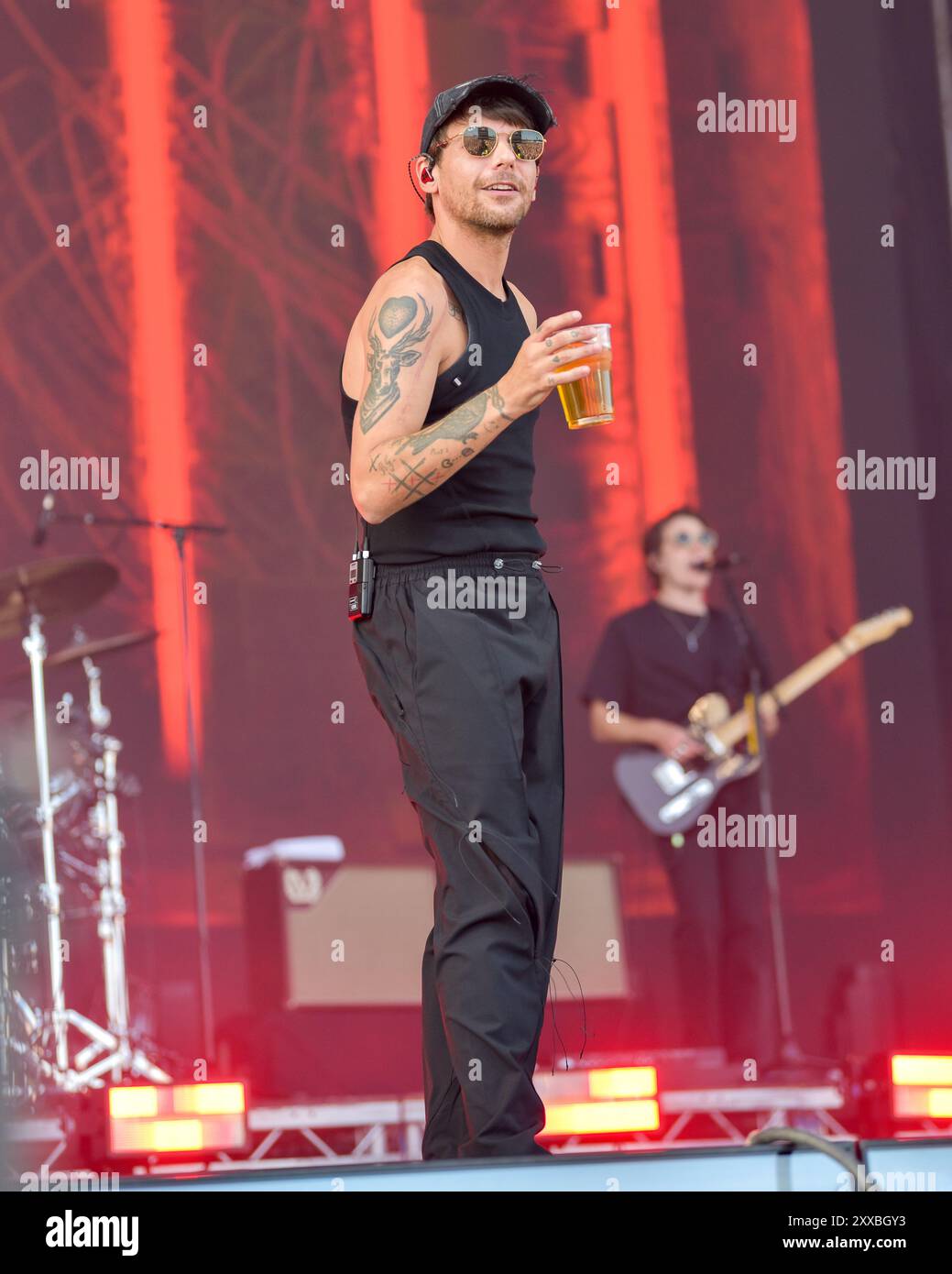 One Direction Friday Louis Tomlinson, of One Direction, delights his huge crowd of fans, at ...