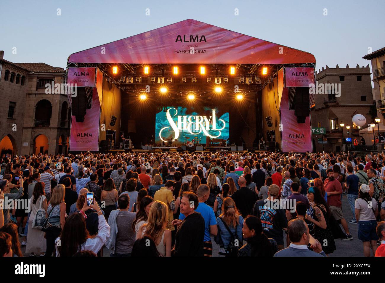 BARCELONA, SPAIN - JUN 24: Sheryl Crow performs on stage at Poble Espanyol on June 24, 2024. Stock Photo