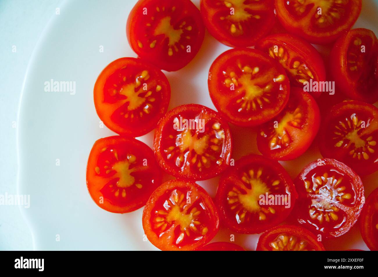 Food dish above view hi-res stock photography and images - Alamy