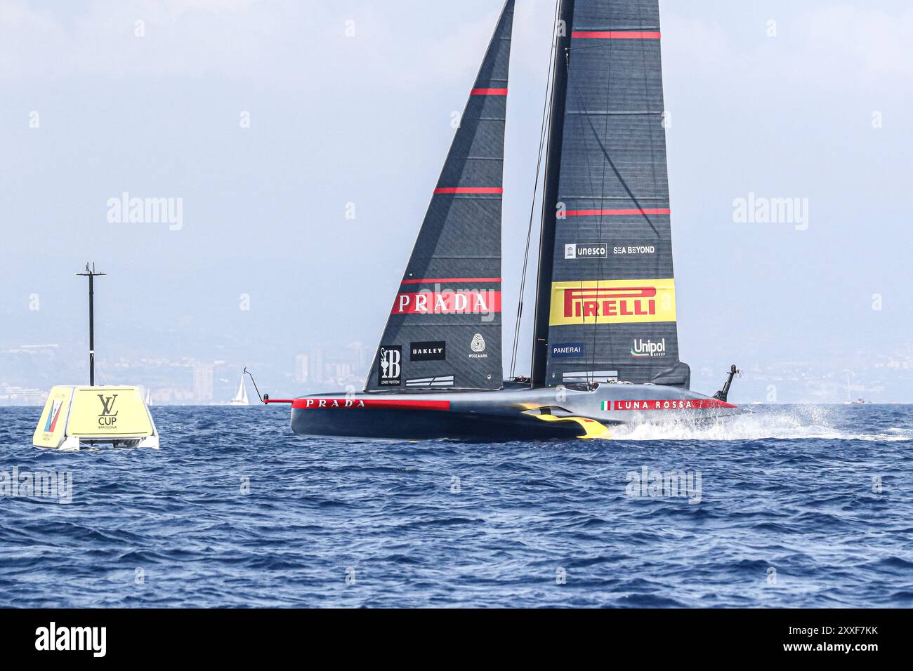 Modèle 3D Luna Rossa Barcelone 2024 - Réplique Détaillée Du Voilier De Course, Neuf