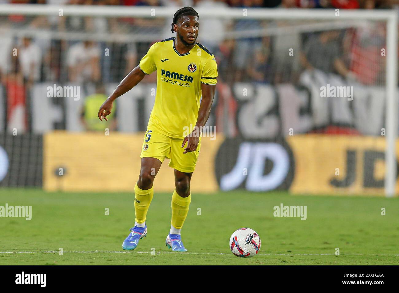 Sevilla, Spain. 23rd Aug, 2024. Willy Kambwala of Villarreal CF during the La Liga EA Sports match between Sevilla FC and Villarreal CF played at Sanchez Pizjuan Stadium on August 23, 2024 in Sevilla, Spain. (Photo by Antonio Pozo/PRESSINPHOTO) Credit: PRESSINPHOTO SPORTS AGENCY/Alamy Live News Stock Photo