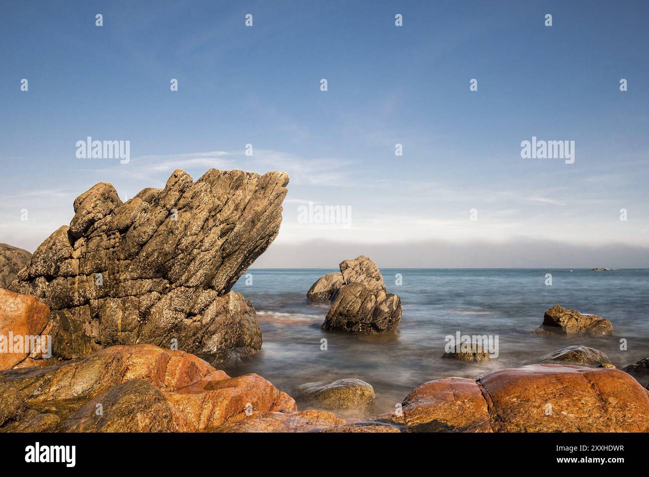 Atlantic coast in Brittany near Ploumanac?h Stock Photo - Alamy