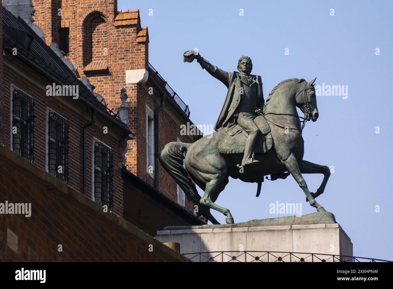 Monumento de bronce de la estatua hi-res stock photography and images ...