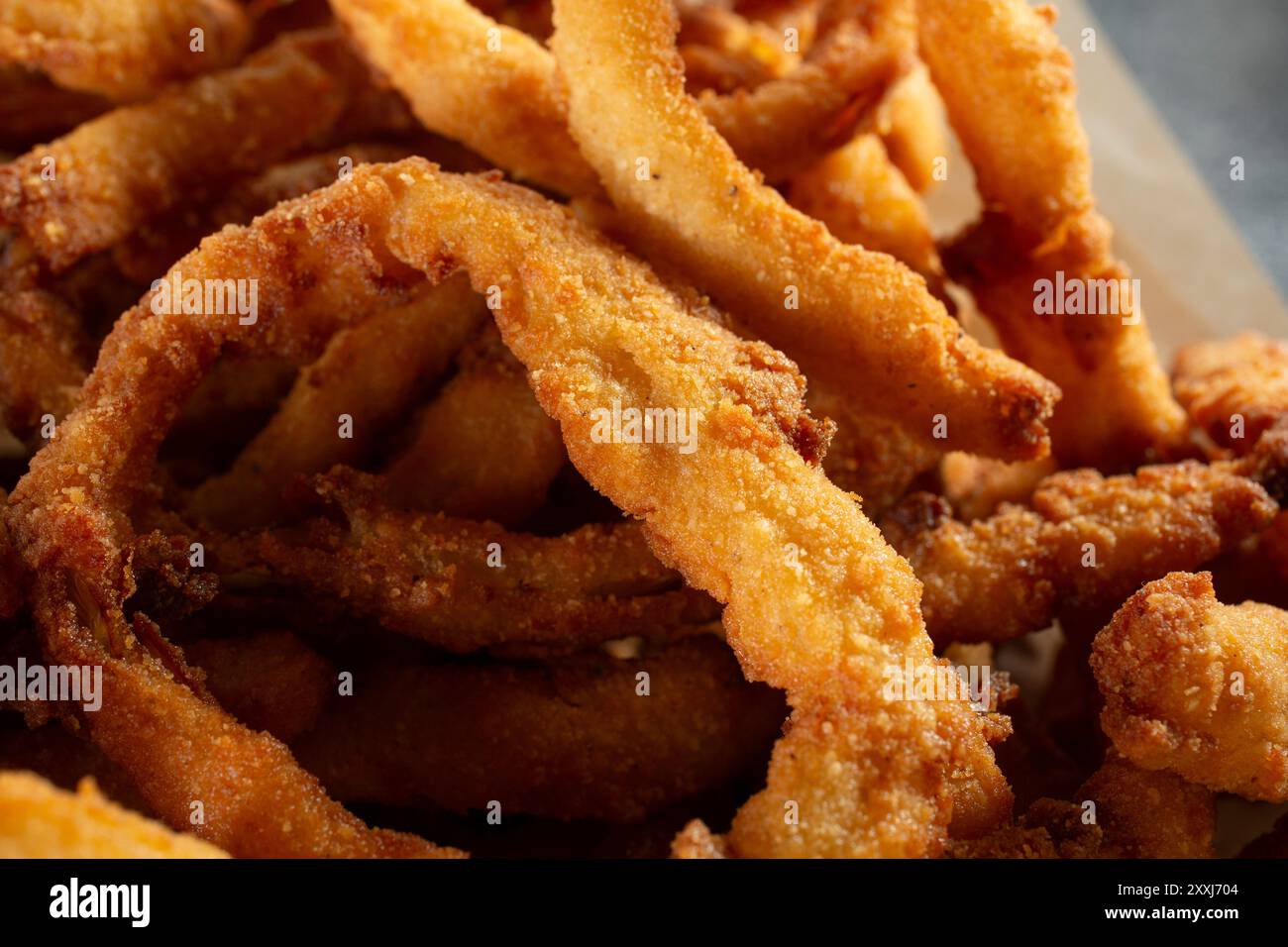 Pile of onion rings hi-res stock photography and images - Alamy