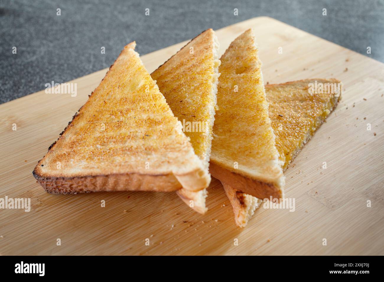 Buttered white bread toast hi-res stock photography and images - Alamy