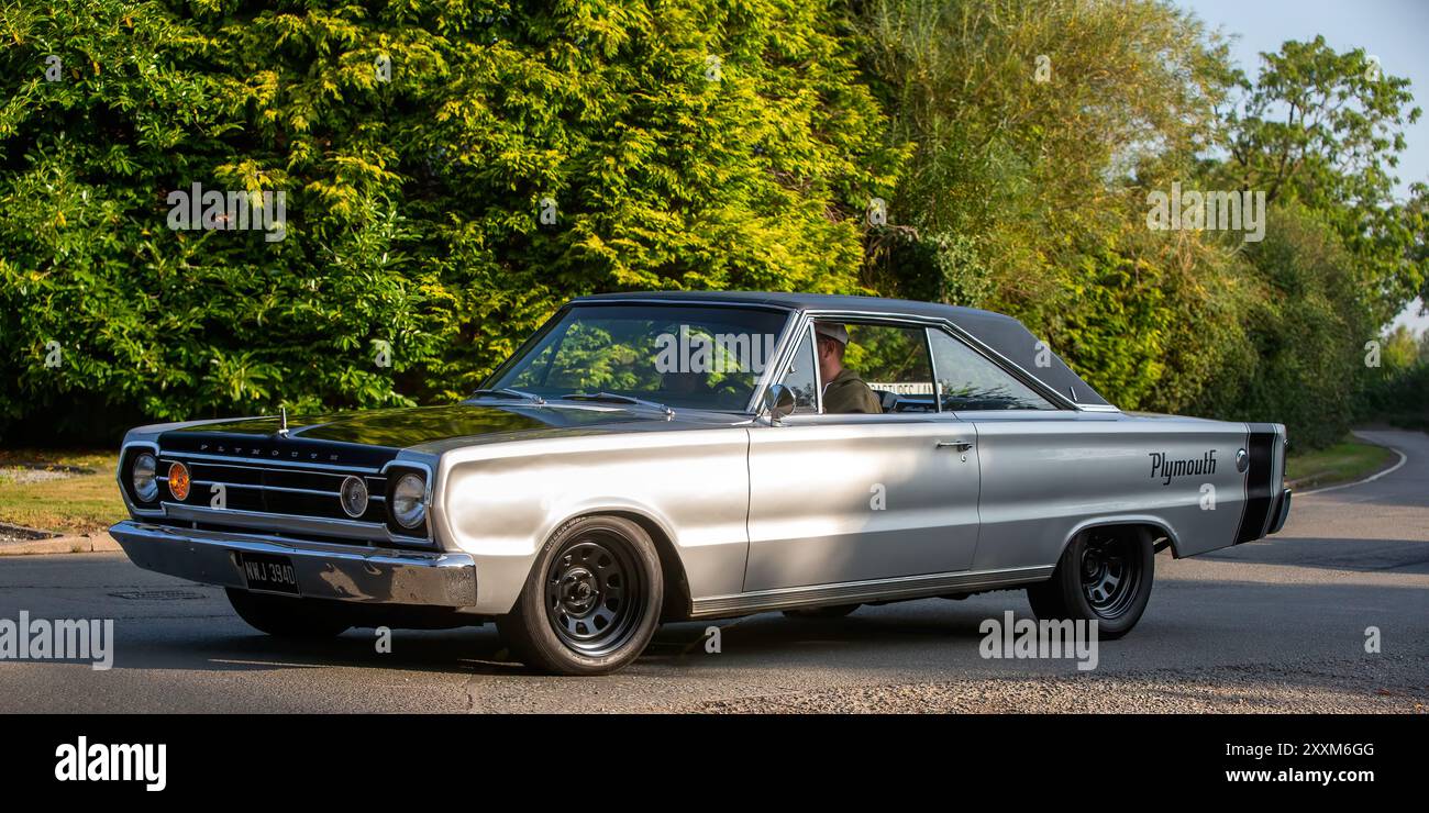Plymouth satellite hi-res stock photography and images - Alamy