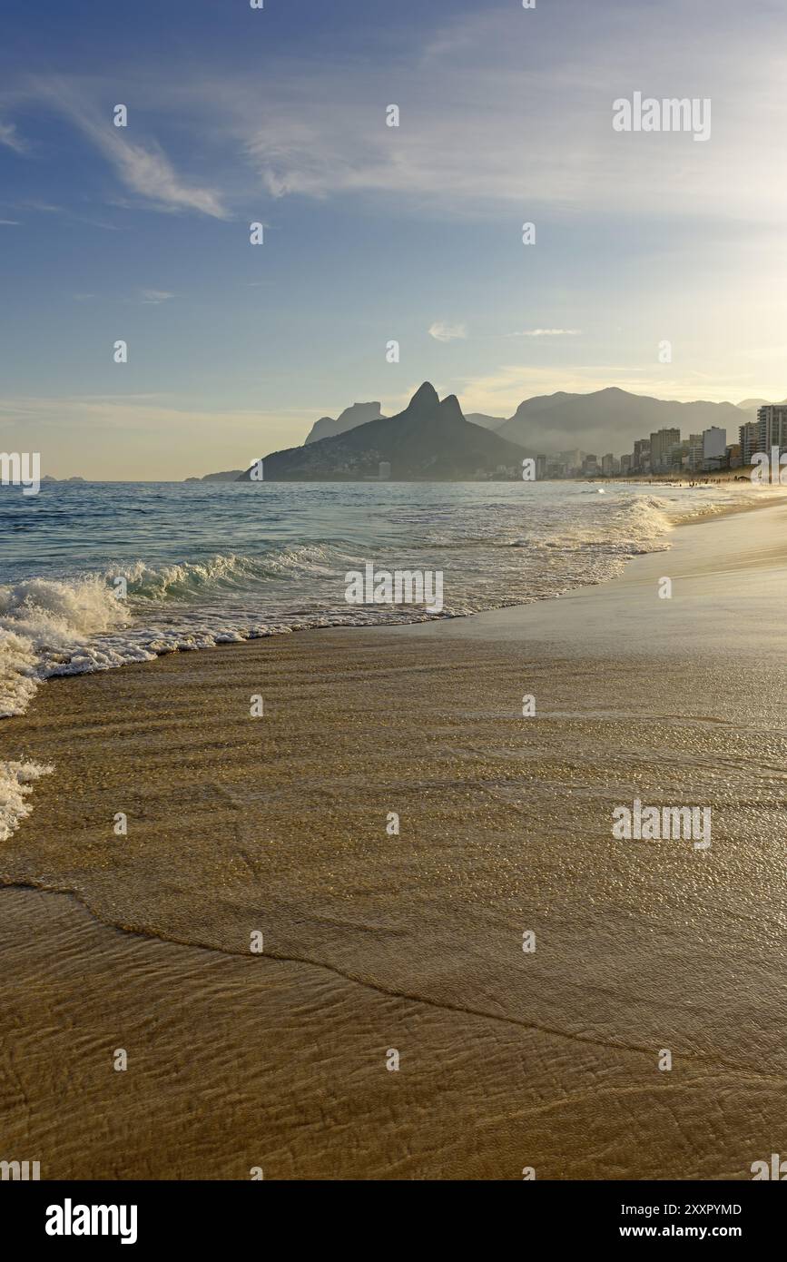 Arpoador beach in Rio de Janeiro, with buildings and the seaside at ...
