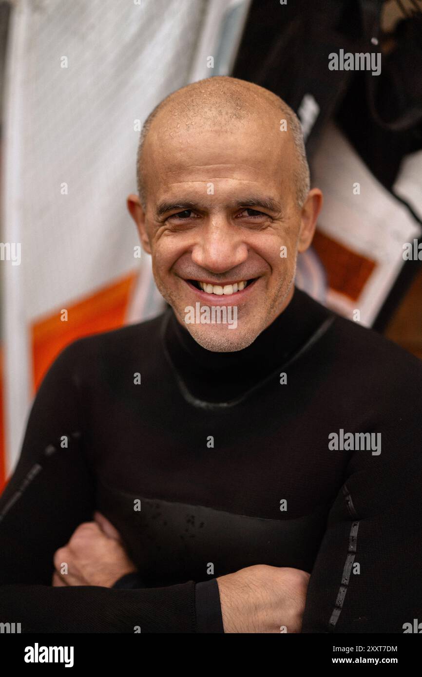 Male surfer portrait hi-res stock photography and images - Alamy