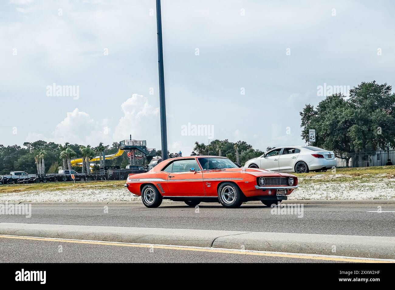 Chevrolet yenko camaro hi-res stock photography and images Chevrolet yenko camaro hi-res stock photography and images