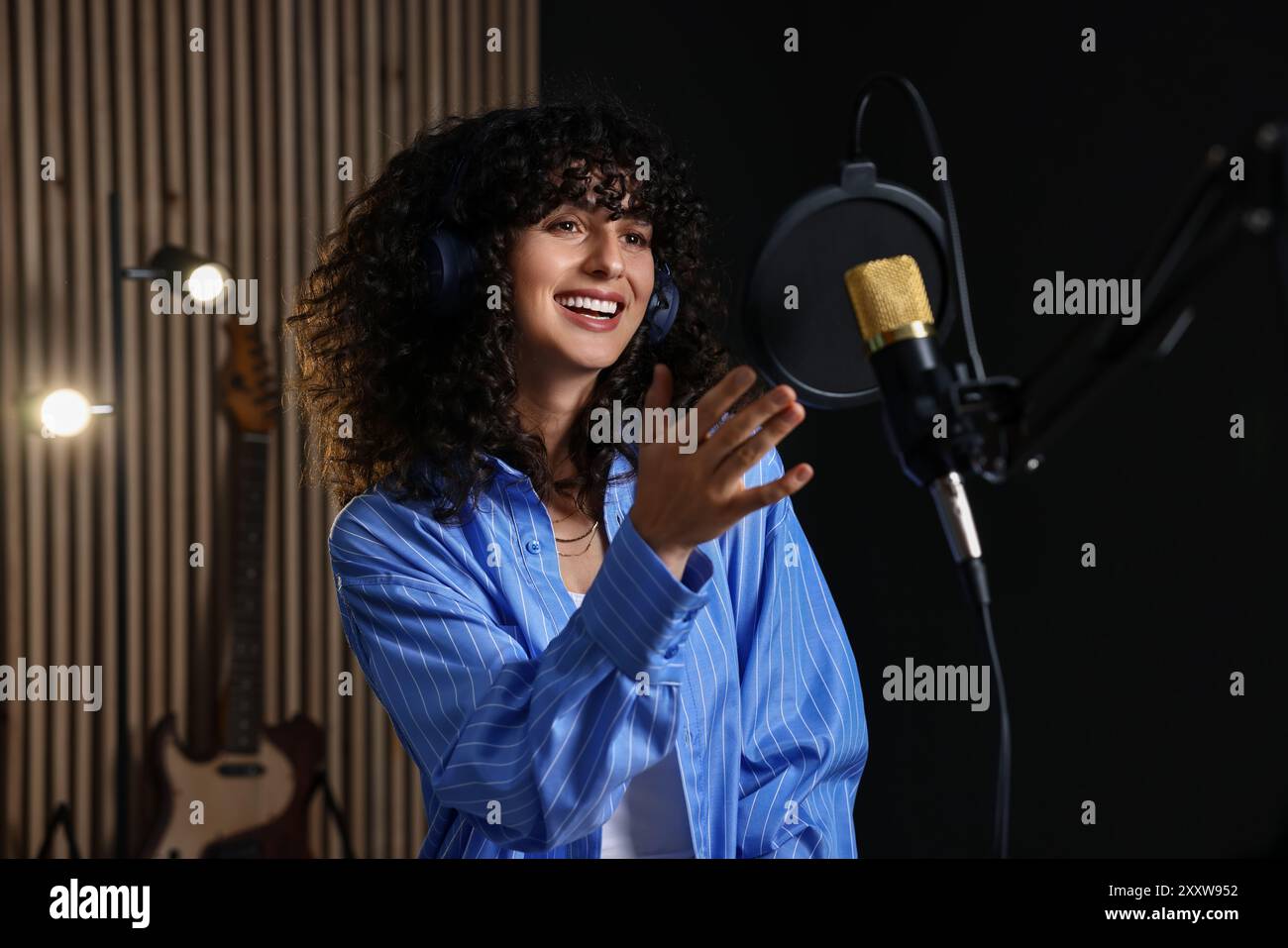 Female vocalist in recording hi-res stock photography and images - Alamy