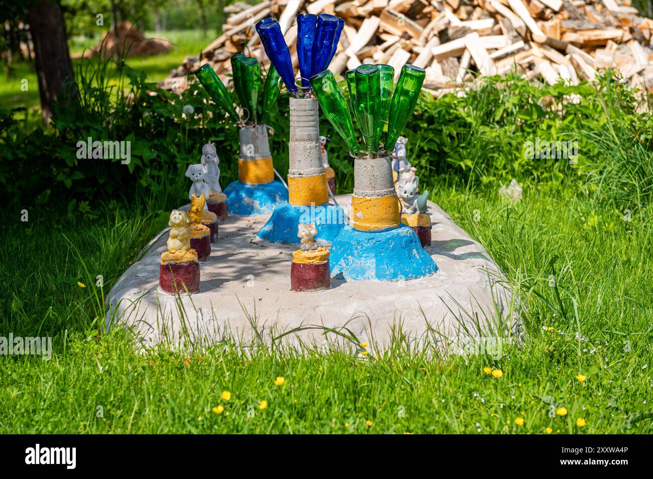 Bottle garden hi res stock photography and images Alamy