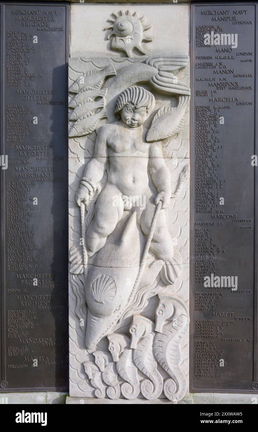 London, England, UK. Mercantile Marine Memorial in Trinity Square Gardens Stock Photo