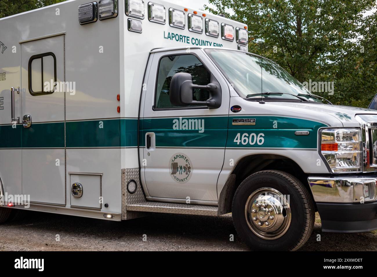 Ems vehicle hi-res stock photography and images - Alamy