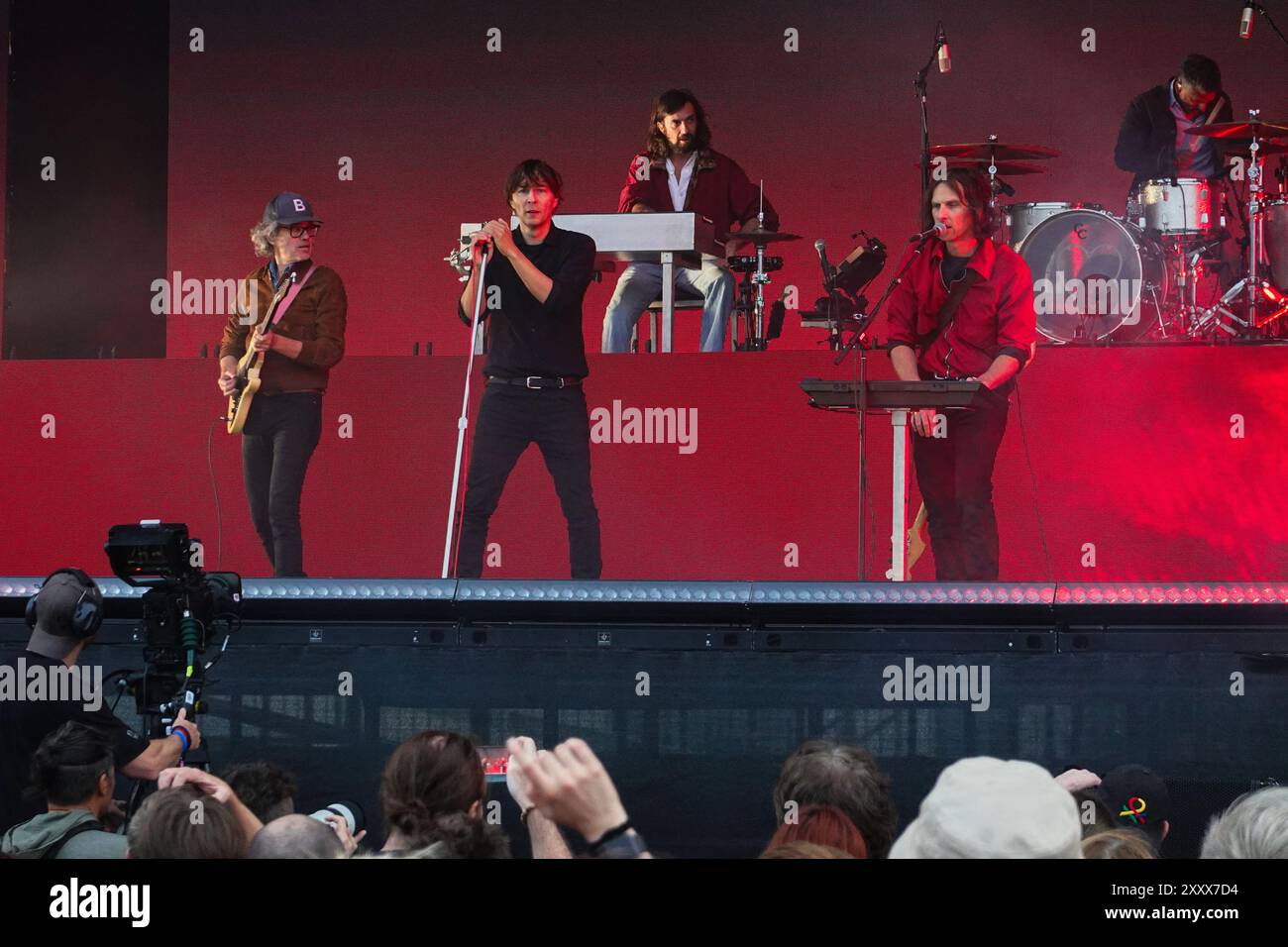 French Indie Rock Band Phoenix Performing In London At The All Points french-indie-rock-band-phoenix-performing-in-london-at-the-all-points