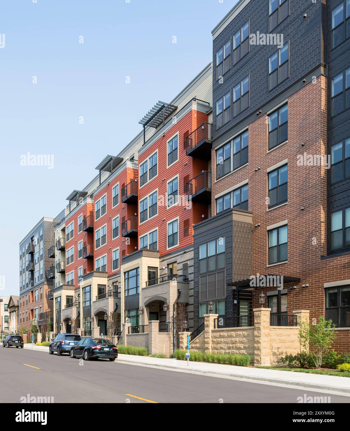 Building & Facade Texture: Background Images & Pictures