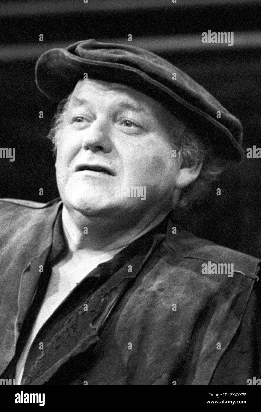 File photo dated 15/10/1987 of Roy Kinnear in the play "A Man for All