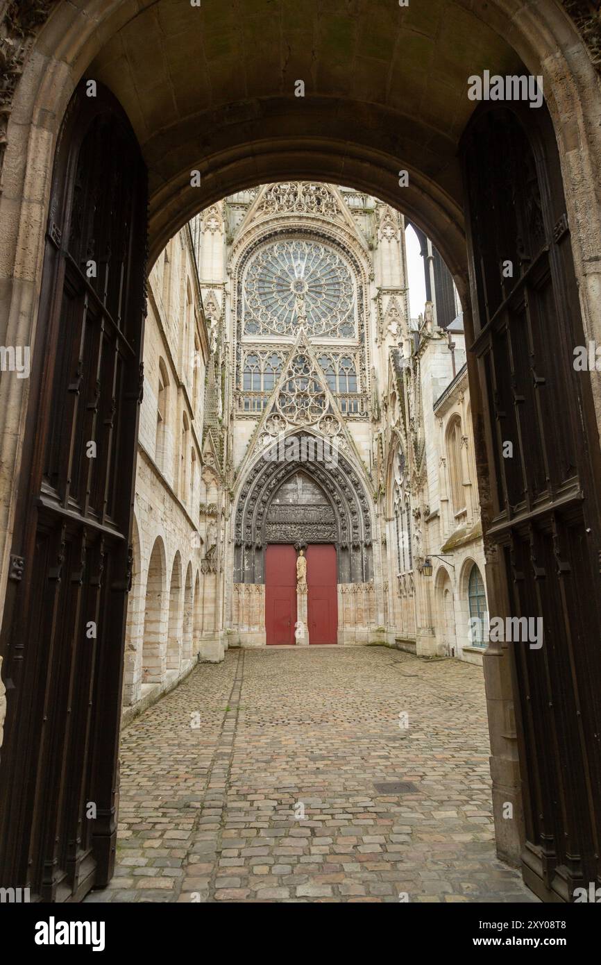 Cathédrale de rouen hi-res stock photography and images - Alamy