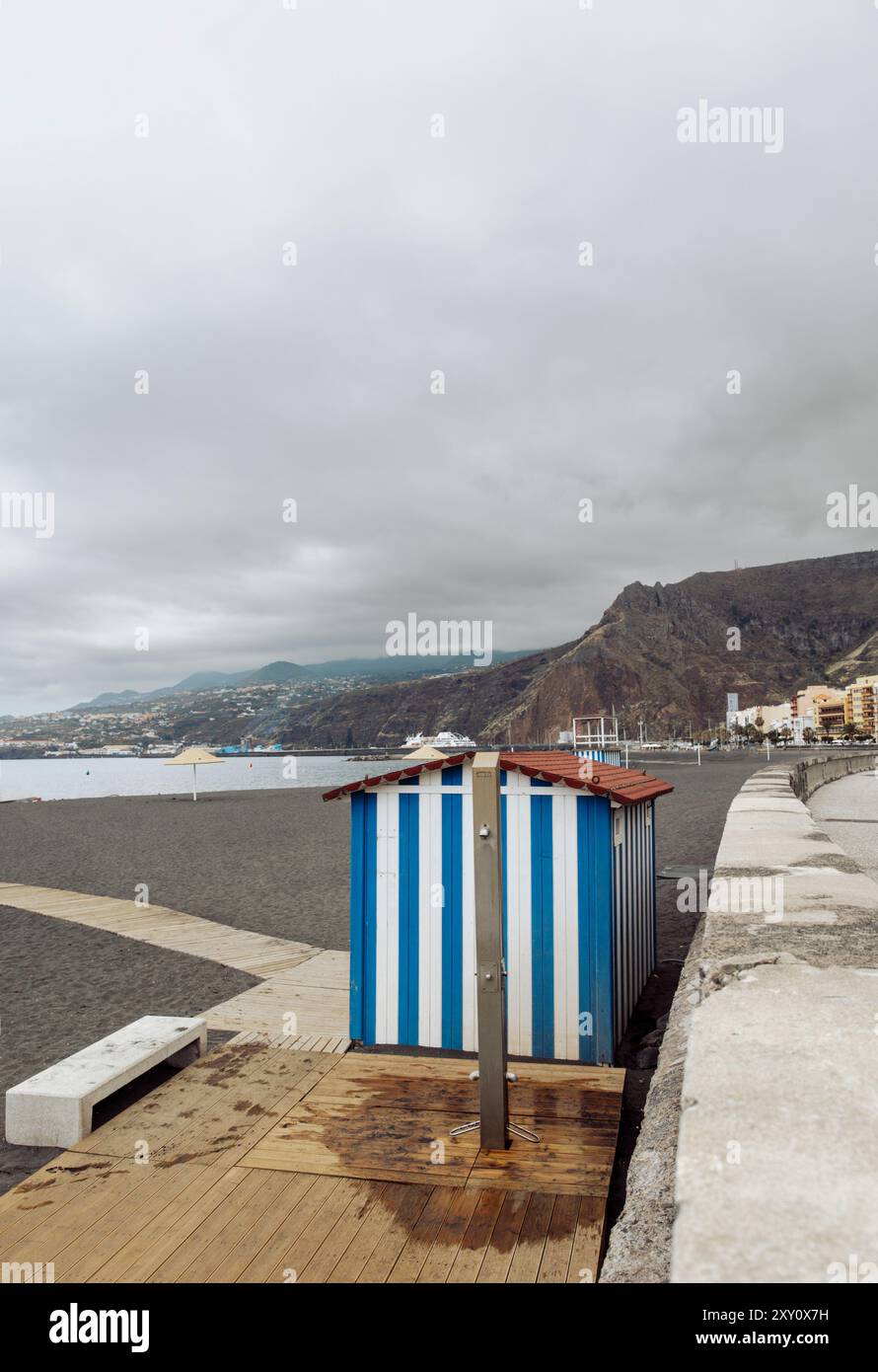 Serene coastal scene features hi-res stock photography and images - Alamy