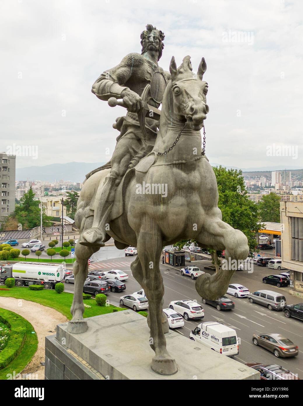 Rider areal hi-res stock photography and images - Alamy