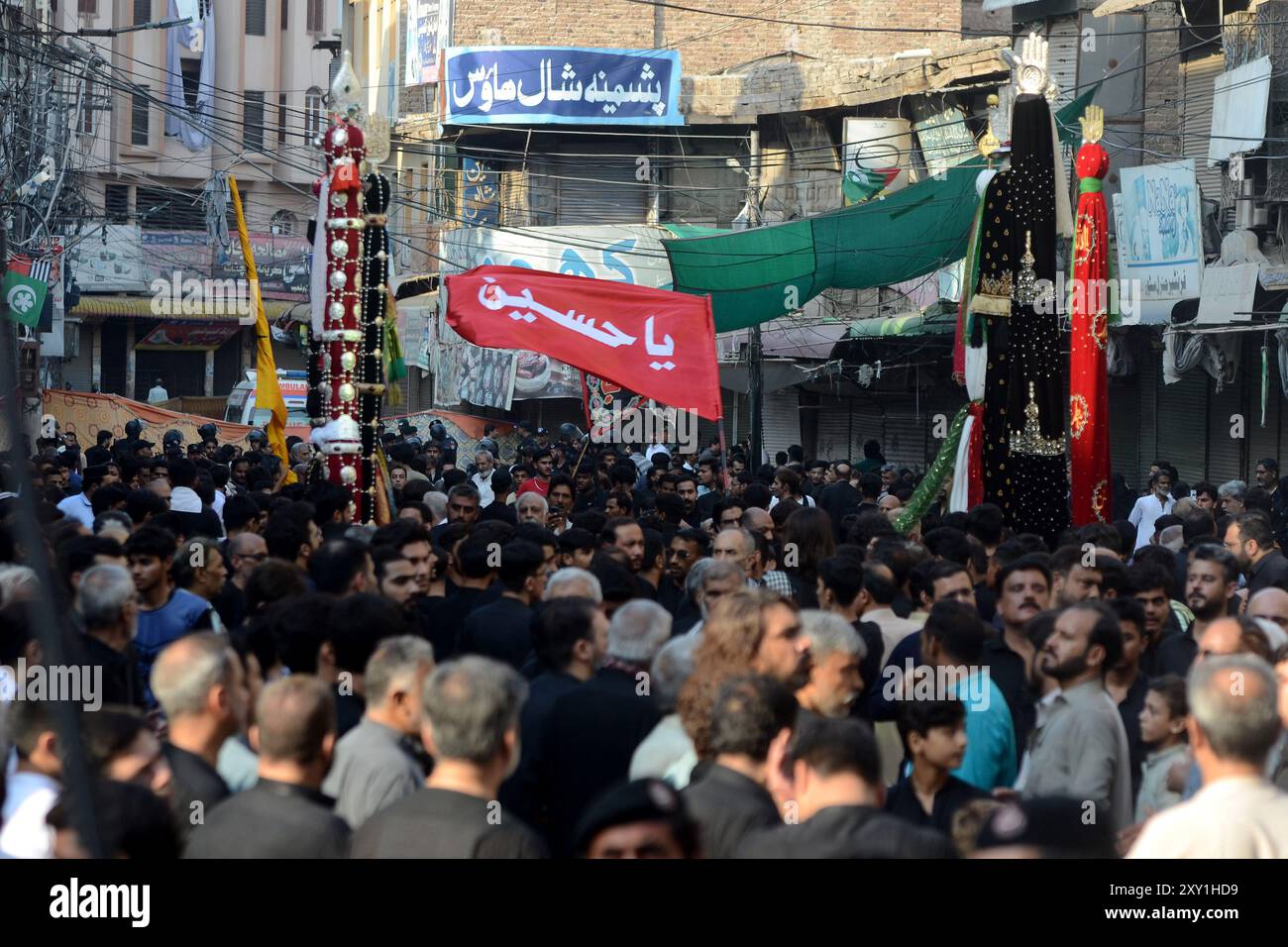 Peshawar, Peshawar, Pakistan. 27th Aug, 2024. Shiite Muslims mark ...