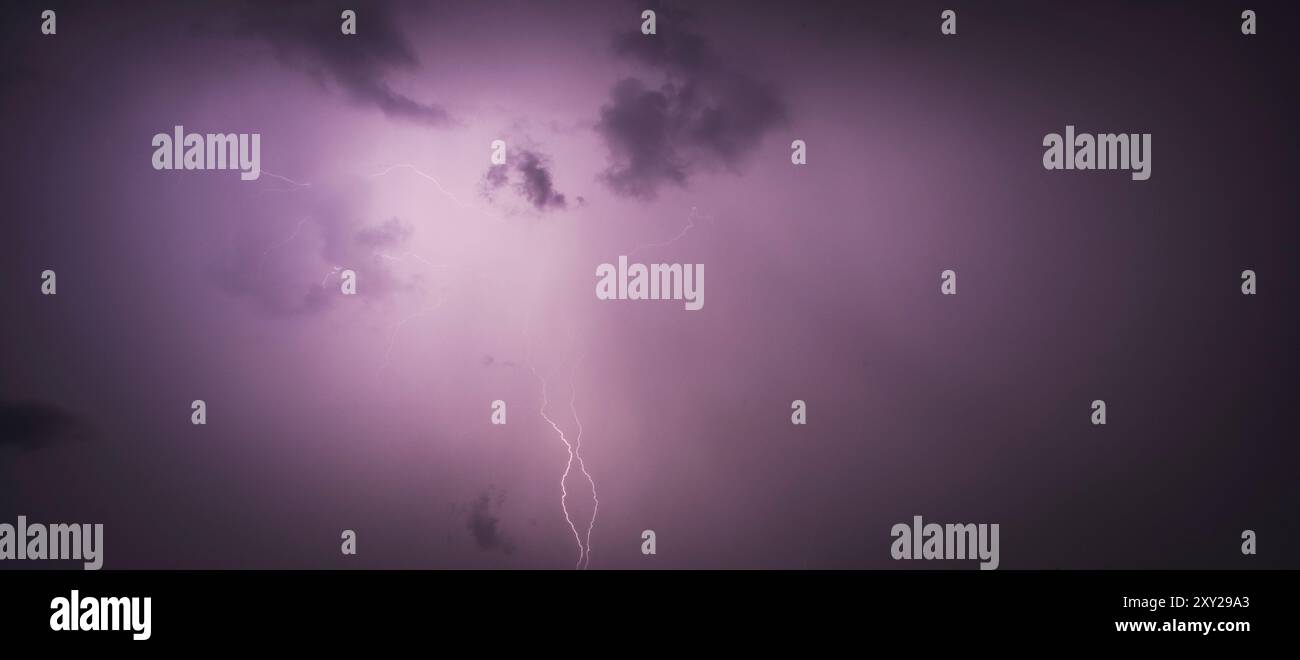Shot of the lightning in the night sky Stock Photo - Alamy