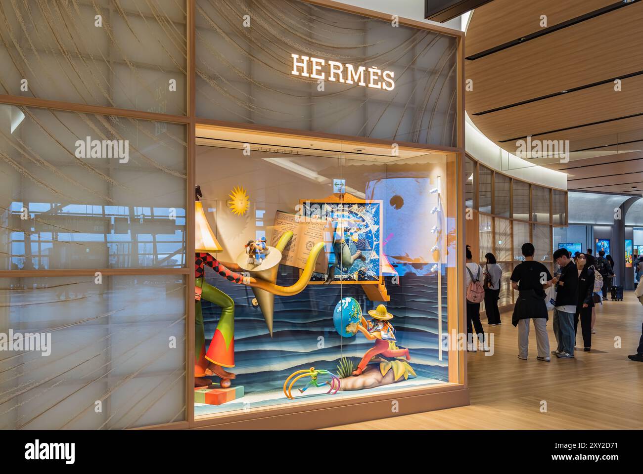 Hermes japan hi-res stock photography and images - Alamy